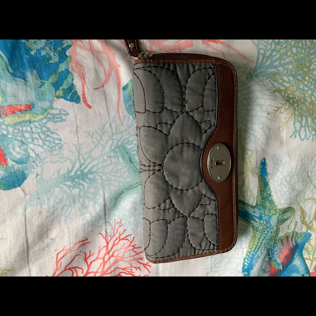 Fossil Wallet, Embroidered Grey Fabric & Leather